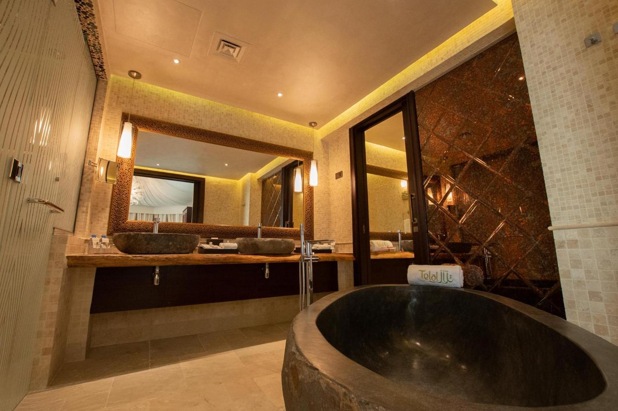 Arabian Oryx Royal Pool Villa